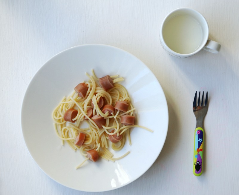 hämäähäkkinakki keitetty lautanen